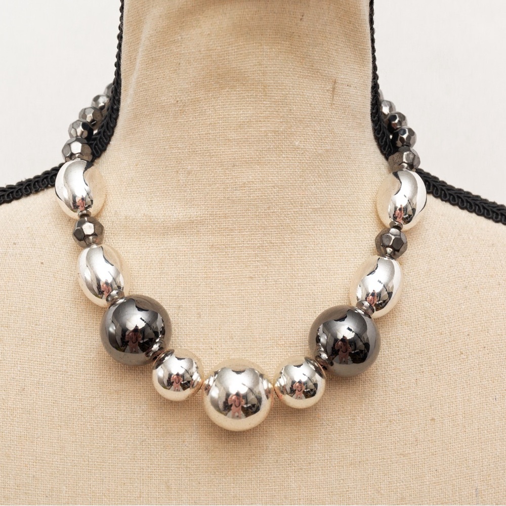 Bold chunky beaded choker metallic silver and gunmetal Cato